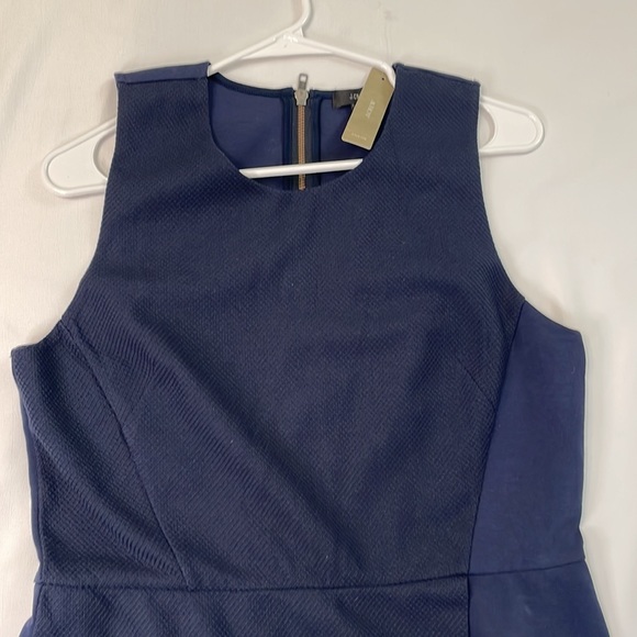 J.CREW Mesh wrap dress Navy Blue
Size 10 Sleeveless Scoop Neck C1949 NWT - Picture 10 of 10